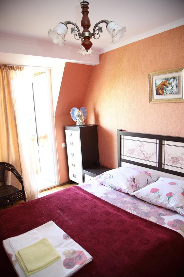Guest House Milana Sohum Dış mekan fotoğraf